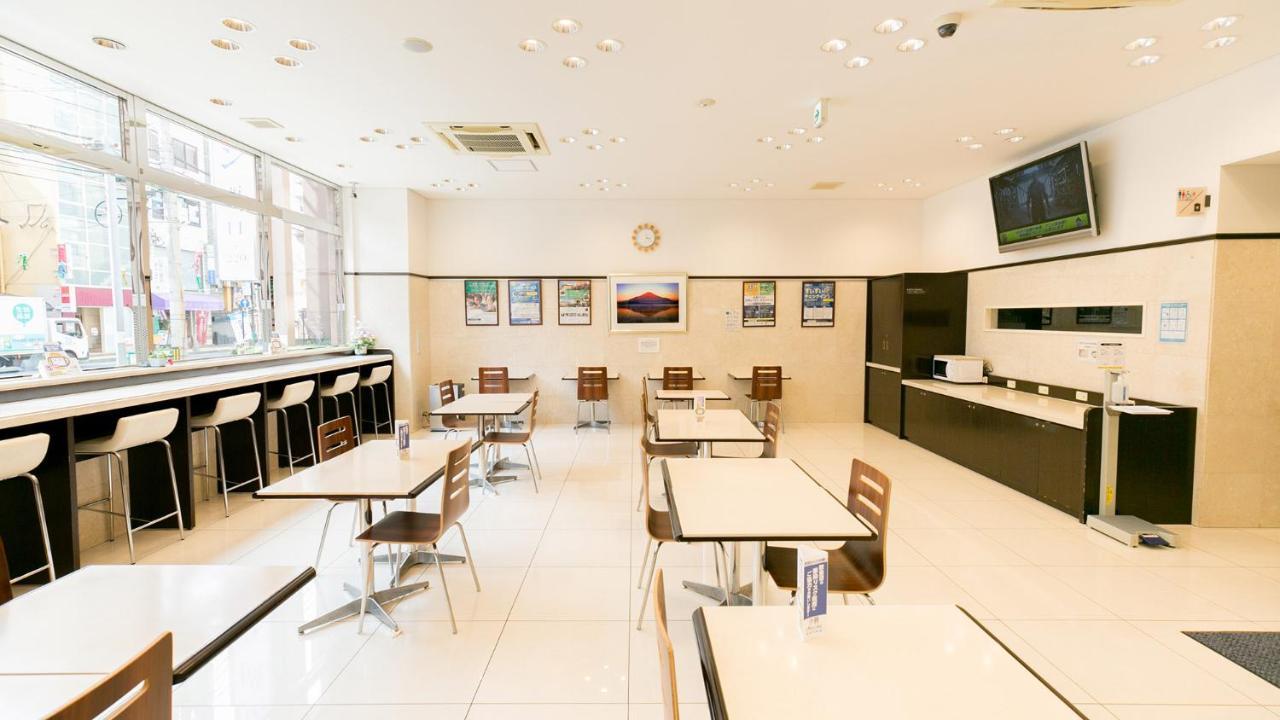 Toyoko Chuo Eki Higashi Guchi Hotel 3*